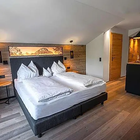 Hotel DAS Hintersee 4*