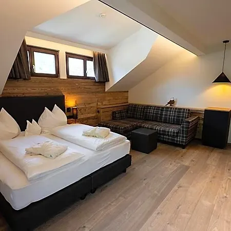 Hotel DAS Hintersee 4*